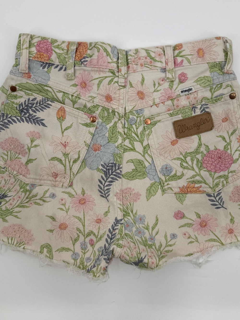 Wrangler High Waisted Floral Denim Shorts Cutoff Cowgirl Boho Festival Women 28 - Picture 4 of 8